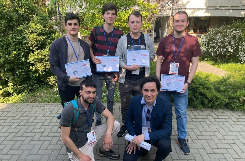Echipa TUIASI a obtinut locul al 2-lea in cadrul concursului Hard and Soft de la Suceava