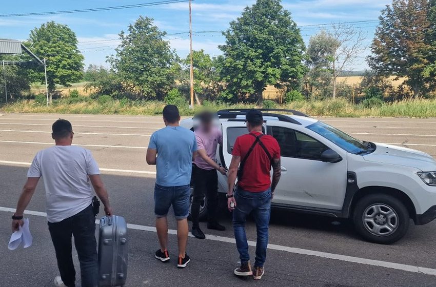  Barbat de 29 de ani urmărit internațional – depistat de polițiștii de frontiera din cadrul ITPF Iași