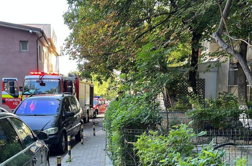  Pompierii ieseni intervin pentru stingerea unui incendiu produs la un apartament din cartierul Tatarasi