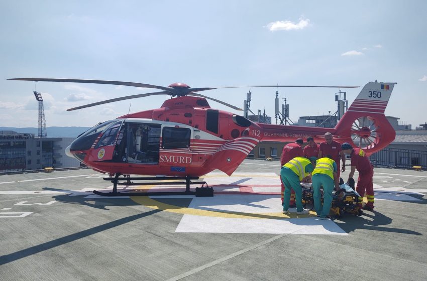  Doi pacienți cu infarct miocardic acut au fost transferați cu elicopterul SMURD la Institutul de Boli cardiovasculare din Iași