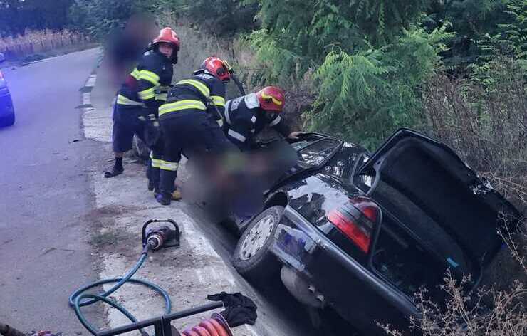  Un copil de 1 an și doi adulți au murit si un baiat de 10 ani a fost ranit in urma unui accident produs in localitatea Crasnaleuca