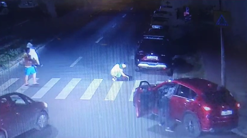  Care este starea copilului accidentat aseara pe o trecere de pietoni din Iași de o soferita de 30 de ani care a fugit de la locul accidentului