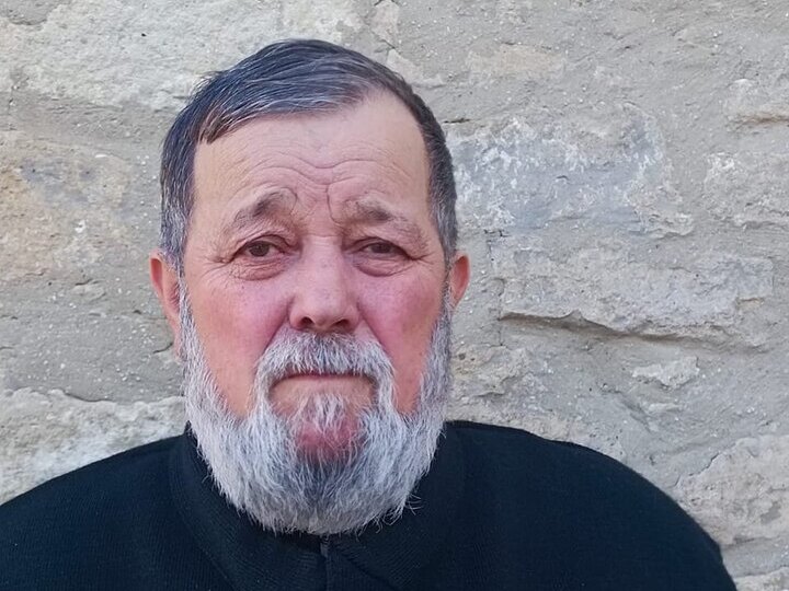  Preotul Neculai Zugravu a renuntat la haina de cleric pentru a candida la Primaria Tg.Frumos