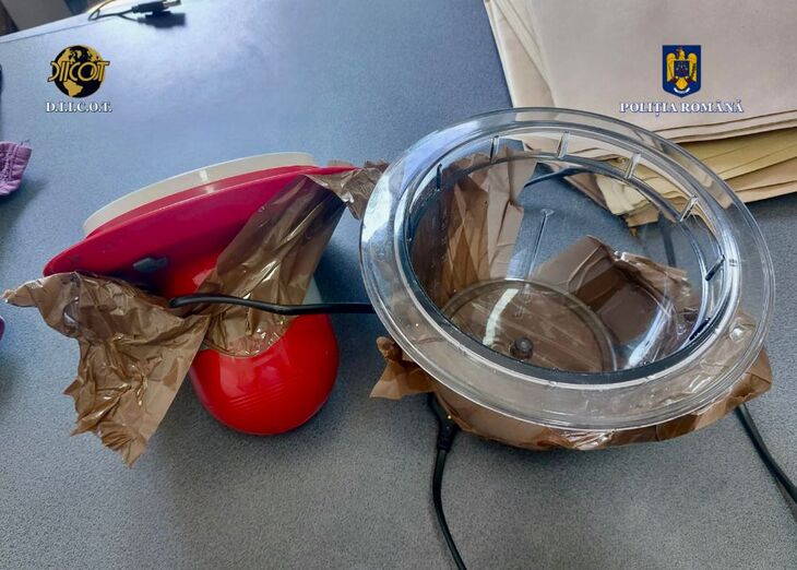  Un tanar de 17 ani din Iasi a fost arestat 30 de zile dupa ce a ridicat un colet sosit din Spania