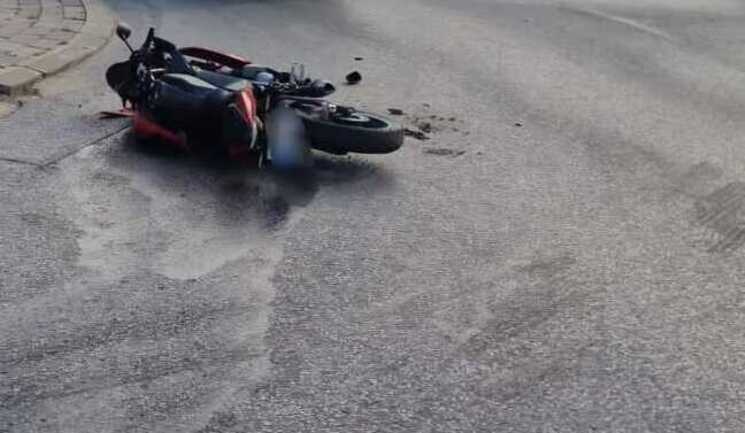  O tanara de 19 ani a fost ranita in urma unui accident de motocicleta