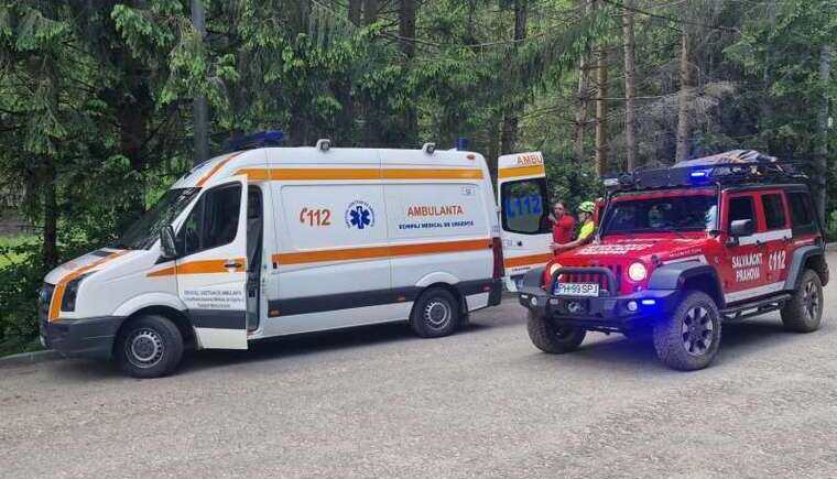  Trupul unei tinere de 19 ani din Iasi ucisa de un urs in Muntii Bucegi a fost recuperat de echipele de salvatori