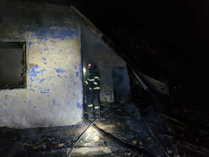  Tragedie noaptea trecuta! O femeie de 65 de ani si-a pierdut viata în urma unui incendiu devastator