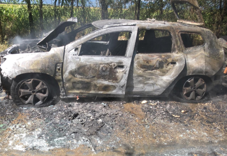  Un șofer de 32 de ani a ajuns la spital cu arsuri după ce autoturismul în care se afla a luat foc în mers