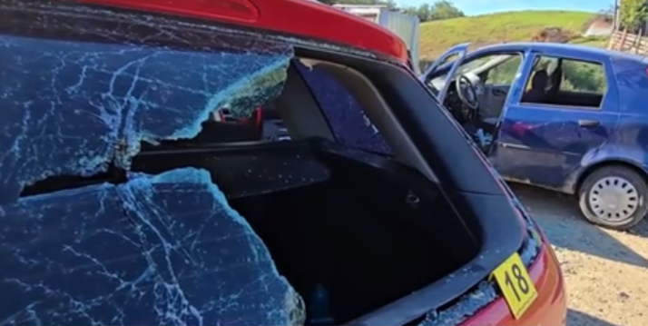  O cearta intre 5 tineri din cauza unor fete s-a terminat tragic: patru persoane au ajuns la spital cu rani grave