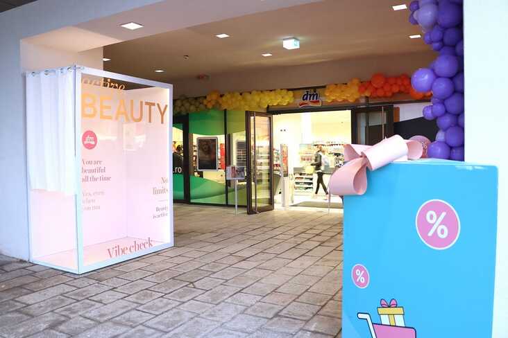  dm drogerie markt s-a deschis în Family Market Miroslava. Trei zile de reduceri de până la 15%, cadouri și o după-amiază cu evenimente pentru copii