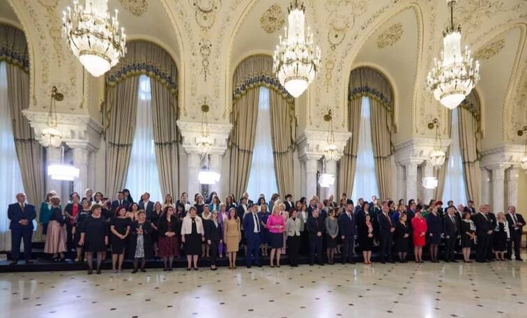  Doua unităţi de invatamant din Iasi au fost premiate cu prilejul Zilei Mondiale a Educației