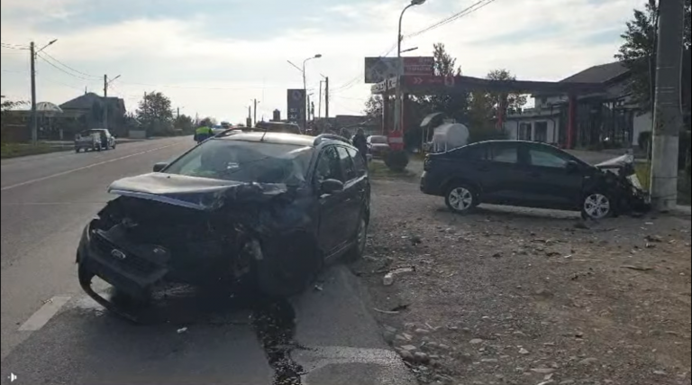  Accident pe „soseaua mortii” E85: un tanar de 27 de ani a fost ranit