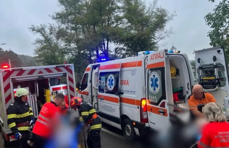  Două decese și 2 persoane rănite în urma unui accident rutier produs in aceasta dupa-amiaza