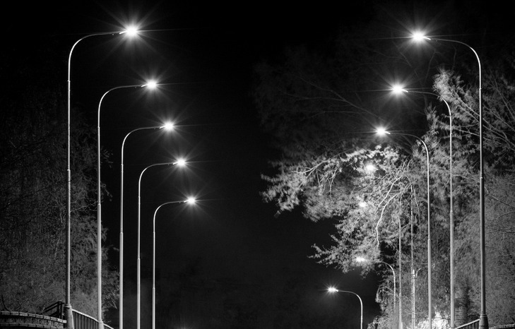  Proiect de 2,4 milioane lei pentru modernizarea iluminatului public in comuna Miroslava