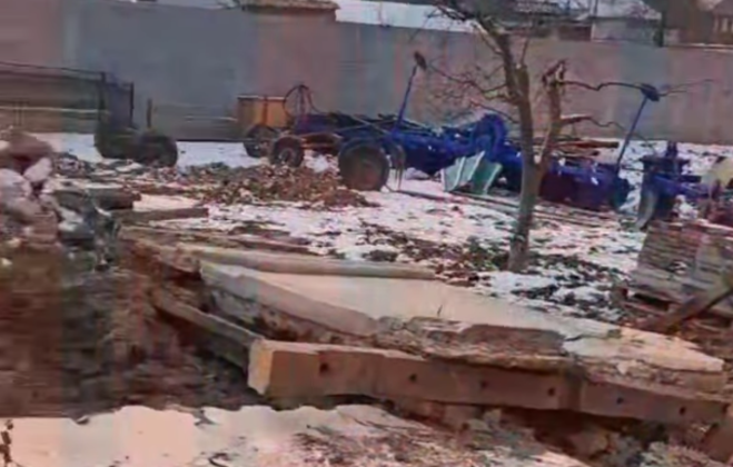  Un bărbat a decedat după prăbușirea unui perete în timpul lucrărilor de demolare