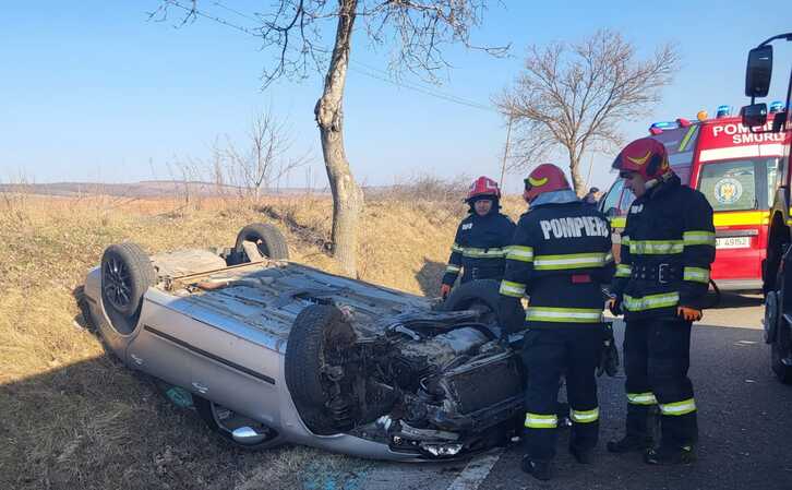  Un tanar de 20 de ani a ajuns la spital in urma unui accident rutier