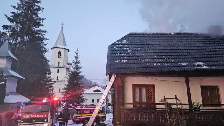 Incendiu la Mănăstirea Nechit
