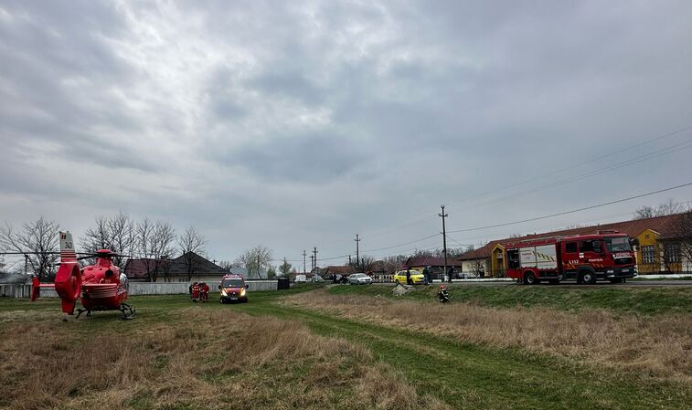  Misiune a elicopterului SMURD Iasi pentru salvarea unui copil de 6 ani grav ranit in urma unui accident rutier