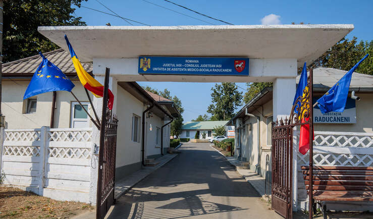 Patru posturi de infirmier debutant disponibile la Unitatea Medico-Socială Răducăneni