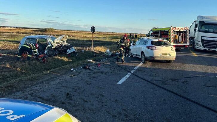  Tragedie pe „drumul morții” E85: șase oameni răniți într-un impact frontal produs în această dimineață