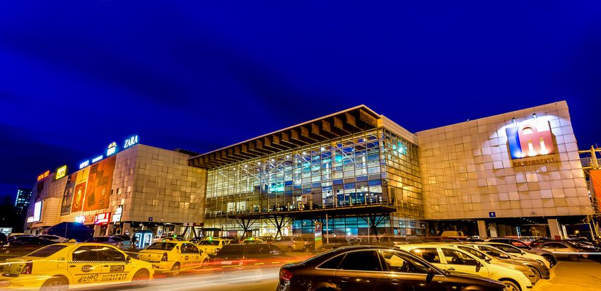  „Cravata Galbenă”, filmul care surprinde povestea dirijorului Sergiu Celibidache, rulează din 14 noiembrie la Cinema City Iulius Mall Iași