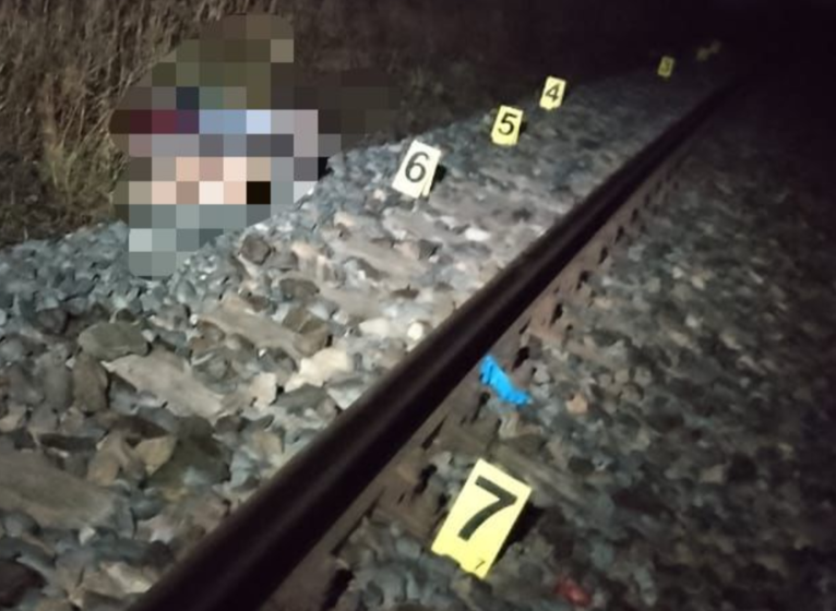  Accident feroviar cu final tragic:un bărbat neidentificat, lovit mortal de un tren InterRegio