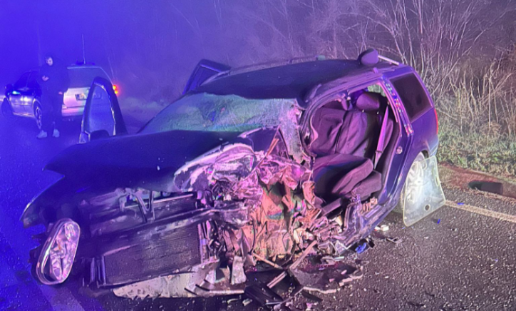  Impact devastator lângă Iași: patru persoane au fost transportate de urgență la spital