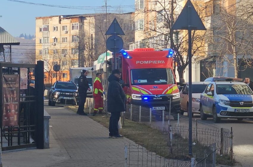  Scene de groază într-o biserică din Iași: un bătrân a fost înjunghiat în timpul unei slujbe de pomenire