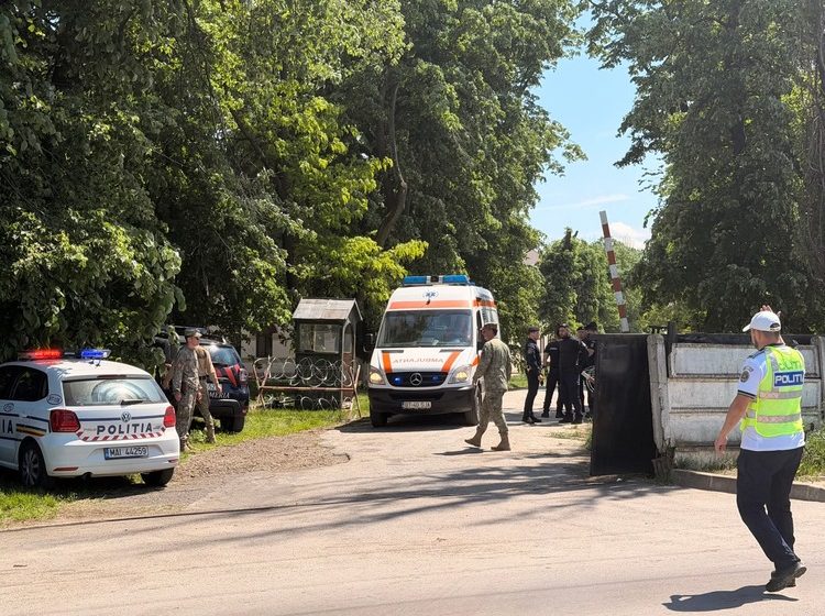  O deflagrație urmată de un incendiu violent a făcut victime într-un poligon militar