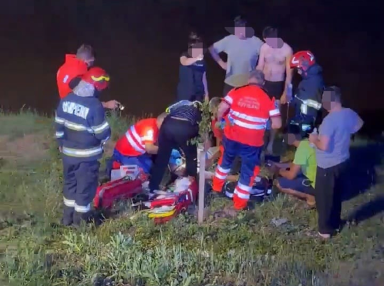  Profesionalismul unui polițist a făcut diferența între viață și moarte în cazul unui tânăr de 16 ani aflat în stop cardio-respirator