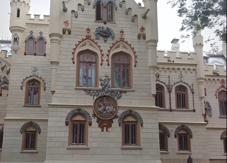 Castelul Miclăușeni își deschide porțile pe 5-6 septembrie – pentru prima dată după restaurare, publicul are acces în interior