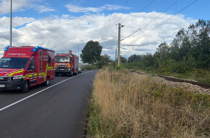  Tragedie cumplită pe calea ferată – Un bărbat și-a pierdut viața în mod teribil după ce a fost lovit în plin de un tren de călători